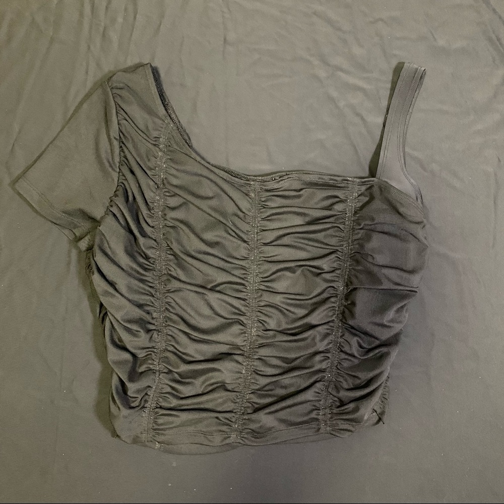poster grl “Look At Me Now Asymmetrical Top”